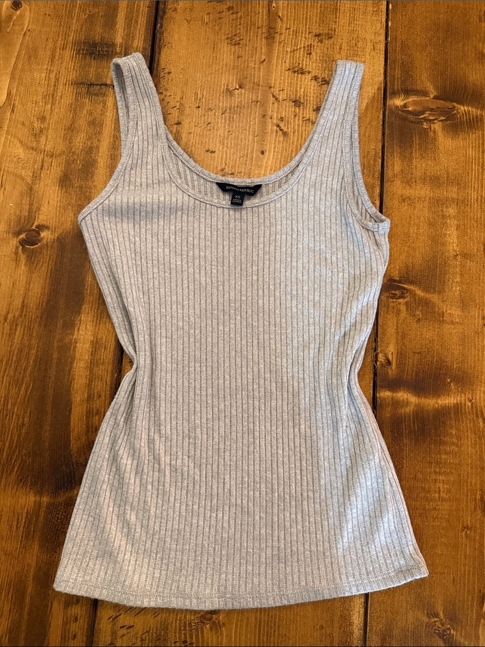 Banana Republic Light Gray Ribbed Scoop Neck Tank